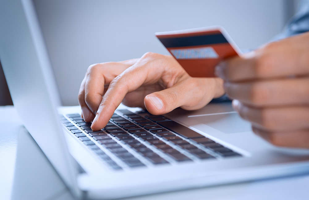 eCommerce Keeps Growing despite retail slowdown