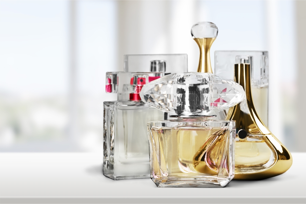 ship perfume and other liquid fragrances with USPS