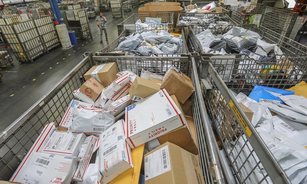 USPS financial trouble