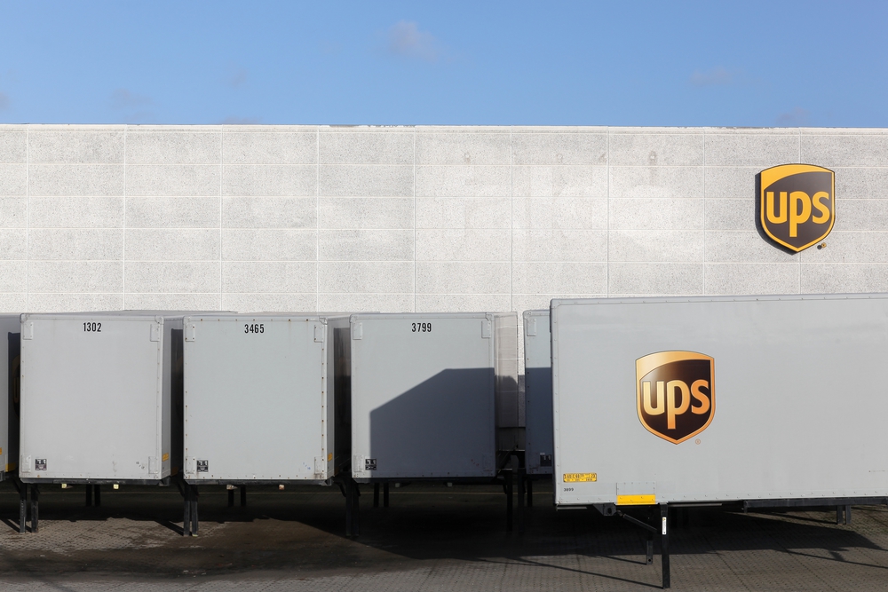 UPS Cuts Financial Outlook