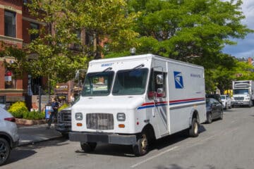 does USPS offer same day delivery?